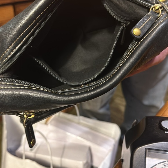 Fossil handbag. An excellent used condition has many compartments.​ - Picture 4 of 8